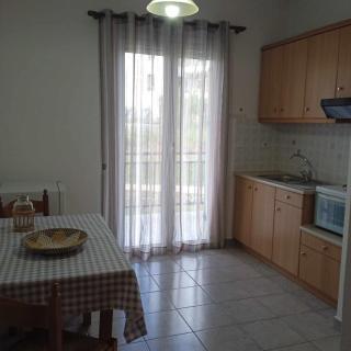 Anna's Apartment 4 - Sea View stay for 3 in Lixouri - Lixouri - 6