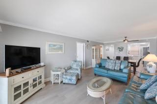 New 2024 Remodel - 2 BR 1.5BA - Madeira Norte #407 - 4