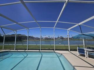 Beautiful Lakeview with Xbox & More! - Davenport - 0