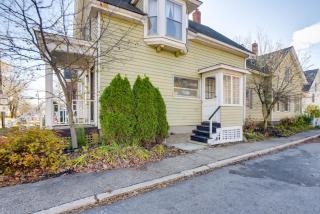 Charming Saco Apartment about 4 Mi to the Beach! - Saco - 0
