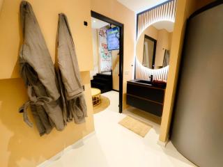 Capsule Lotus-Balneo-Sauna-Billard-Nintendo - Hastière-par-delà - 2