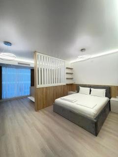 Georgia White Titanic - Mamaia Nord – Năvodari - 1