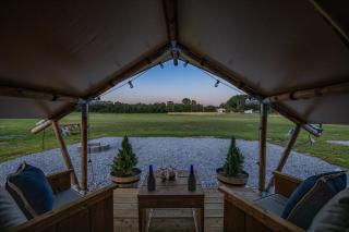 Roaring River Luxury Adventure Tent #13 - Cassville - 9