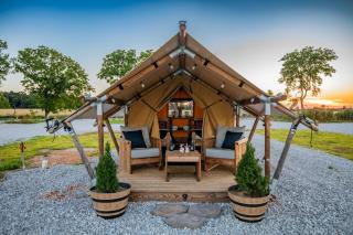 Roaring River Luxury Adventure Tent #13 - Cassville - 0