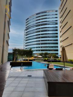Al Raha Serenity Spacious 2BR Getaway - Abu Dhabi - 6