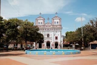 Hotel Portal Guatapé - 1