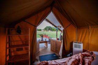 Roaring River Park's Scenic Outdoor Getaway - 7