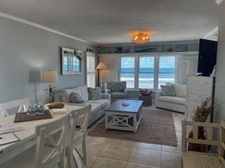 Palm House 3A - 3 Bedroom 2 Bath Oceanfront Paradise - 9