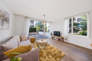 Modern 1 Bedroom in Montreux Center by GuestLee - Montreux - 2
