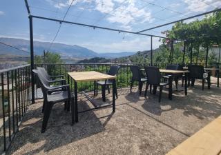 Tony's Terrace - Gjirokastër - 8