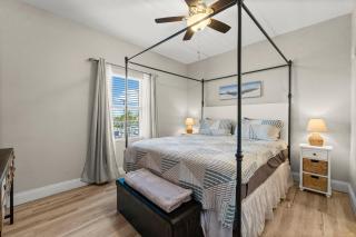 Stunning Views! located Steps 2 Beach, Restaurants & Shops! by Dolce Vita Getaways PCB - Panama City Beach - 9
