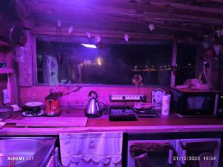 little wooden cabin - 9