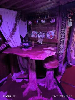 little wooden cabin - 5