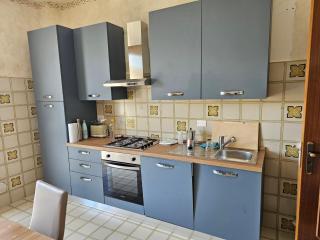 Via Varese, Tuglie, 3 bed Apartment with Balconies - 9