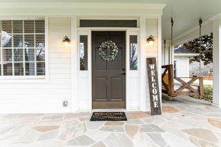 Brookwood Getaway Stock Tank Pool Outdoor Theater - 2