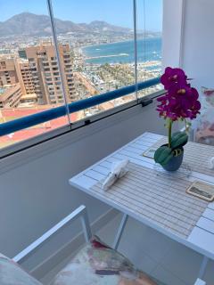 Sunny beachside retreat with mountain and sea views - Fuengirola - 5