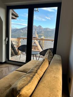 Schronisko Zmysłów - Apartament 5 - 8