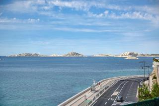 Coquet appartement en bord de mer et corniche - 4