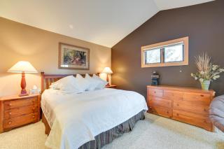 Slopeside Boyne Mtn Resort Condo with Deck! - Boyne Falls - 1