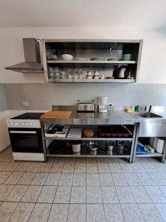Monteurs Wohnung mit 8 Einzelbetten, Küche, Parkplatz und Balkon - 5
