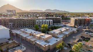 Scottsdale Townhome with Pool, Walk to Old Town - Scottsdale - 7