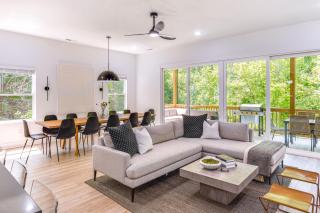 Sleek Tennessee Retreat 2 Mi to Center Hill Lake! - - 7