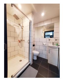 Kick back relax stylish space - 7