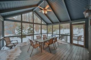 Lake Naomi; Your Ultimate Retreat - Pocono Pines - 4