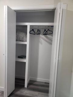 Modern 2 Bedroom Basement Suite Chappelle Edmonton - 8