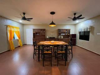 Homestay Villa Damai - Kuah - 5