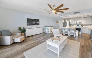 Laketown Wharf #0304 - 6