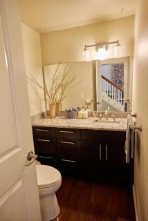 Lake View - Private - Spacious - 2