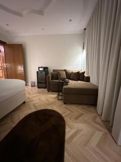 استديو فاخر بمنطقة مركزية حي الغدير - Riad - 7