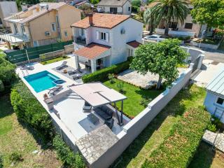 Delightfully house with a private pool and a sea view - Premantura - 6