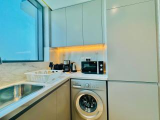Venduras - Skyline View Farhad Azizi Residence Al Jaddaf - 5