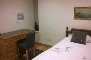 Luminaire hosted accommodation - - 1