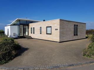 Luminaire hosted accommodation - - 8