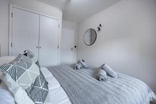 Stunning 3BR, Free Parking, near Town Center, Long term discoun - 4