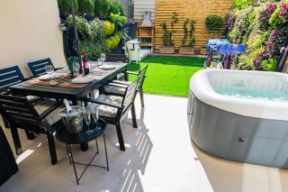 Relaxing Garden Los Cristianos con Jacuzzi y Barbacoa - 2