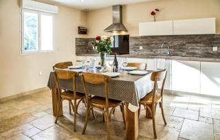 3 Bedroom Cozy Home In Cabrerolles - 7