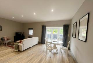 Number 4 Clevedon -  - 0