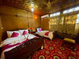 New Sea Palace Houseboats - Srinagar - 2