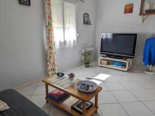 Villa T3 Spacieuse à Port-la-Nouvelle – Jardin, Parking, à 900m de la Plage, Chien Admis - FR-1-797-50 - 3