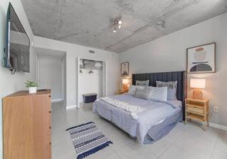 Amazing Condo with Pool at Midblock Miami - Miami - 4