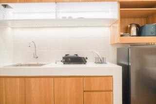 Homey Living Studio Room at Tokyo Riverside PIK 2 Apartment By Travelio - Rawalembang - 1