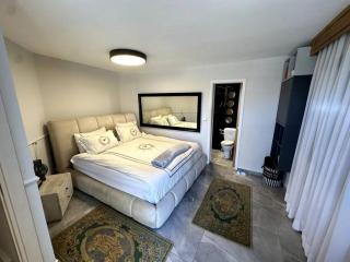 Penthouse and Versace - Tel Aviv - 1