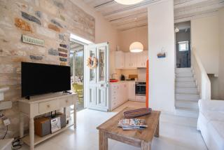 Nena's Cycladic Villa - Santa Marina - 4