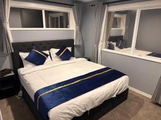 3 Bedroom House North Shore - Auckland - 6
