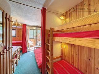 Les Bruyères - 2 pièces 4 pers. - Ski aux pieds, balcon, emplacement idéal, proche commerces - FR-1-178-99 - Les Menuires - 6