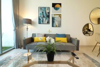 Stellar Dreams 1BR - District 1 - Dubai - 9